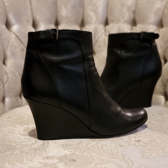 Lanvin leather wedged booties - Picture 1 of 9